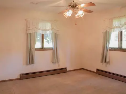 Bedroom - 416 E Beech St, Edgar, WI 54426 photo 6 of 8