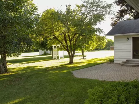 Exterior - 416 E Beech St, Edgar, WI 54426 photo 5 of 7