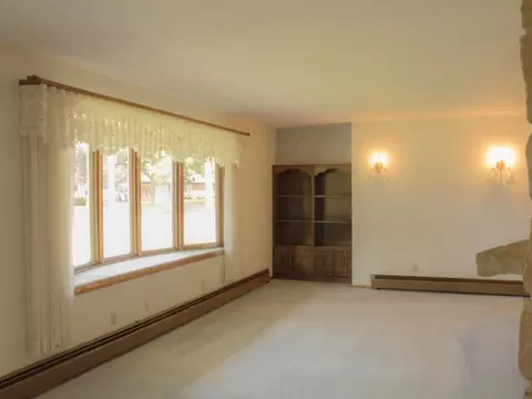 Living - 416 E Beech St, Edgar, WI 54426 photo 2 of 12