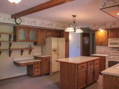 Kitchen - 416 E Beech St, Edgar, WI 54426 photo 4 of 5