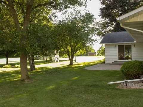 Exterior - 416 E Beech St, Edgar, WI 54426 photo 4 of 7