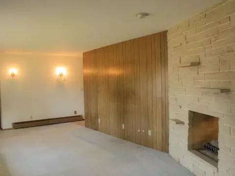Living - 416 E Beech St, Edgar, WI 54426 photo 3 of 12