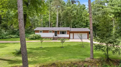 2812 Cedar Rd, Rosholt, WI 54473