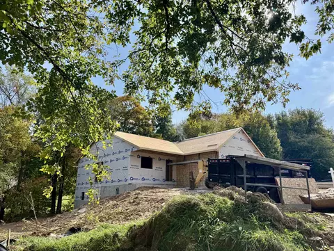 704 Thornapple St, Marathon, WI 54448