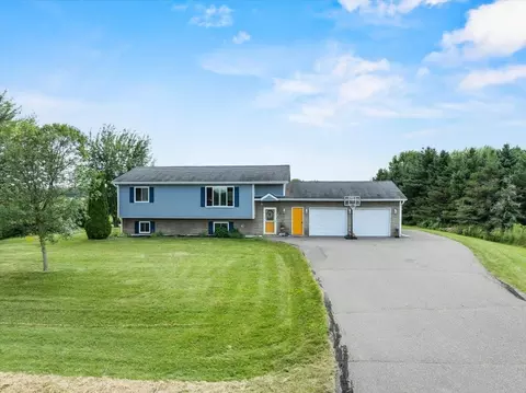 9713 Riveredge Dr, Marshfield, WI 54449