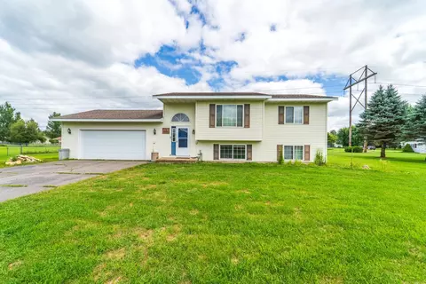 2030 Paintbrush Dr, Kronenwetter, WI 54455
