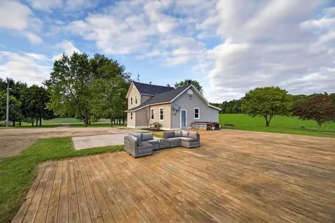 Exterior - e2290 Flaata Road, Iola, WI 54945 photo 8 of 10