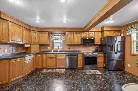 Kitchen - e2290 Flaata Road, Iola, WI 54945 photo 2 of 4