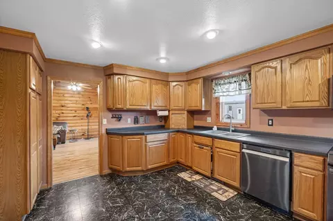 Kitchen - e2290 Flaata Road, Iola, WI 54945 photo 4 of 4