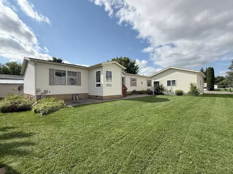 125 Riverside Ter, Medford, WI 54451