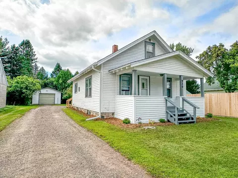 970 S 4th Ave S, Park Falls, WI 54552