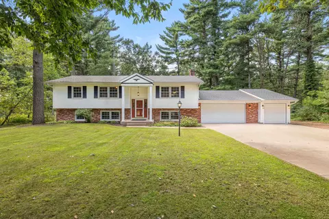3331 Arbor Vitae Ln, Plover, WI 54467