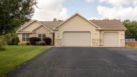 2520 Sussex Pl, Kronenwetter, WI 54455