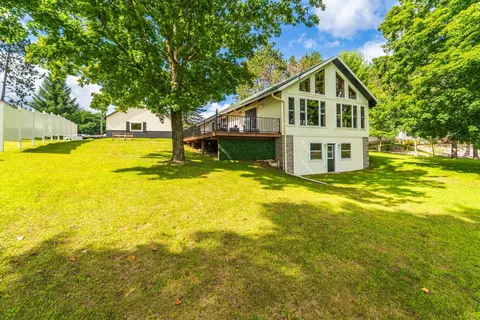 Exterior - 41 Lake Dr, Gresham, WI 54128 photo 16 of 19