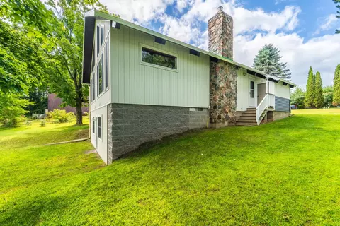 Exterior - 41 Lake Dr, Gresham, WI 54128 photo 15 of 19