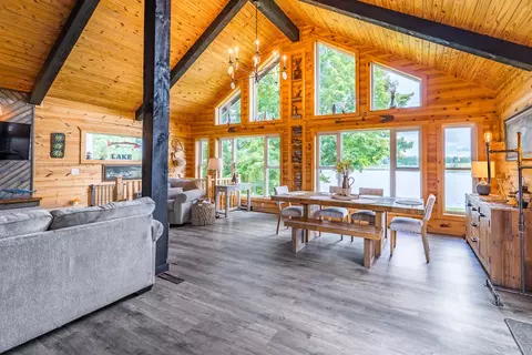Dining - 41 Lake Dr, Gresham, WI 54128 photo 1 of 4