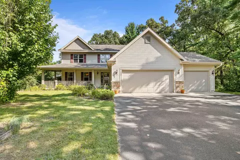 1030 Woodland Ct, Plover, WI 54467