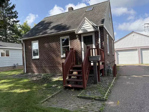 1024 N 10th Ave N, Wausau, WI 54401