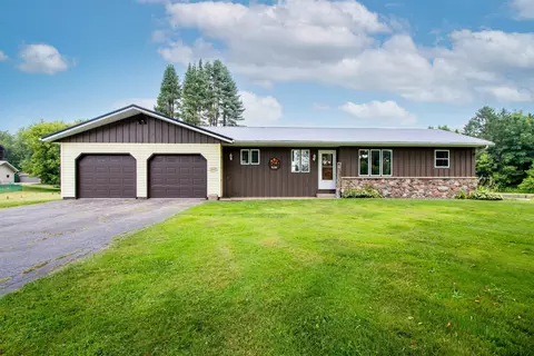 7610 Apple Ln, Hewitt, WI 54441