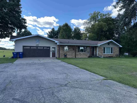 2004 Sky View Rd, Custer, WI 54423