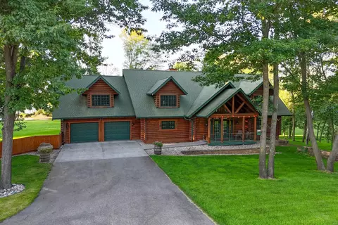 4689 Lake Dr, Wisconsin Rapids, WI 54494