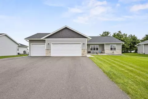 590 Morning Star Ln, Plover, WI 54467