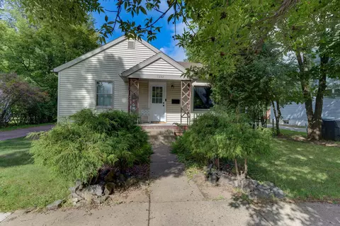 1222 S 5th Ave, Wausau, WI 54401