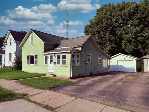 421 8th Ave N, Wisconsin Rapids, WI 54495