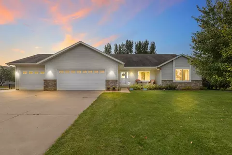 5757 Kingfisher Dr, Stevens Point, WI 54482