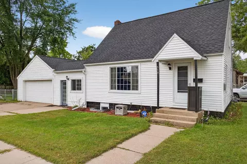 310 S 16th St, Wisconsin Rapids, WI 54494