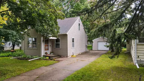 509 Wadleigh St, Stevens Point, WI 54481