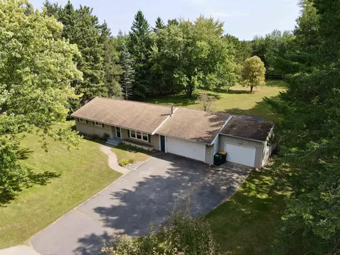 6313 Hunt St, Weston, WI 54476