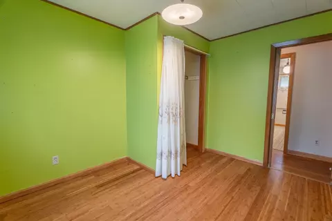 Bedroom - 1850 Grand Ave, Schofield, WI 54476 photo 6 of 11