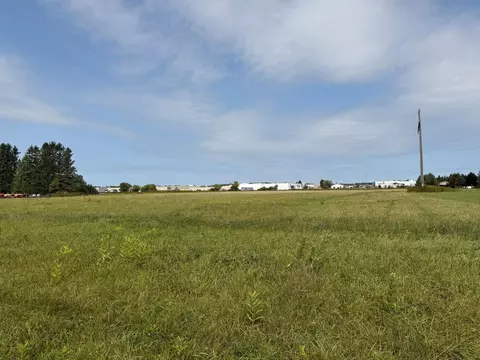 000 W Center St, Antigo, WI 54409
