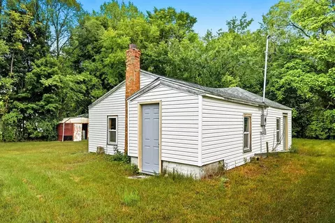 Exterior - 300 S West St, Plainfield, WI 54966 photo 2 of 9