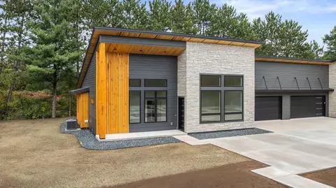 3011 First St, Plover, WI 54467