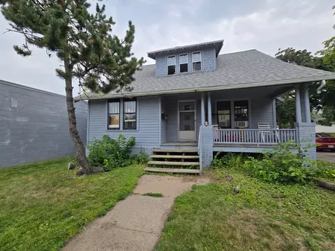 517 N 3rd Ave, Wausau, WI 54401