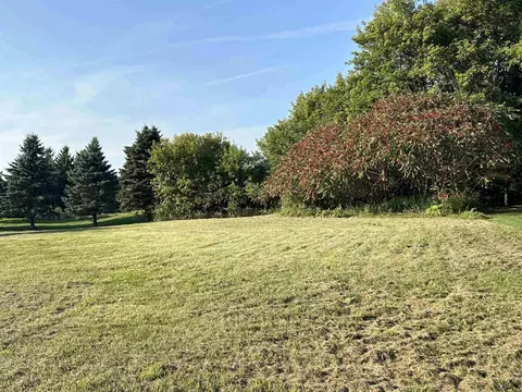 793-795 Fairway Dr, Mosinee, WI 54455