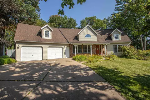 228 Greenwood Dr, Rothschild, WI 54474