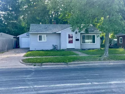 819 S 12th Ave, Wausau, WI 54401