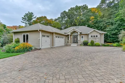 1540 Green Vistas Dr, Wausau, WI 54403