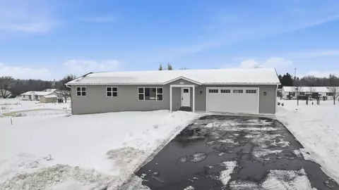 310 Royal Ave, Edgar, WI 54426