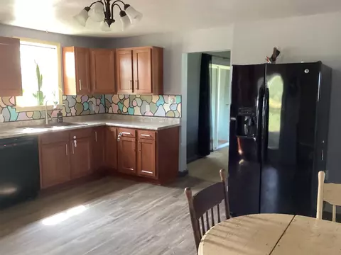 Kitchen - 236934 Eau Claire River Rd, Aniwa, WI 54408 photo 2 of 2