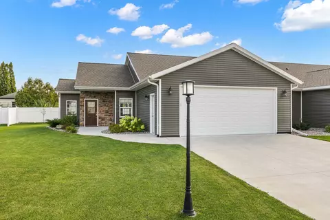 37 Angelo Ct, Stevens Point, WI 54481