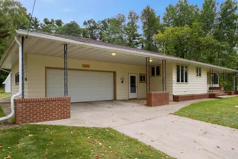 210053 Palace St, Hatley, WI 54440