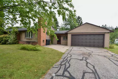 600 Walter St, Stevens Point, WI 54482
