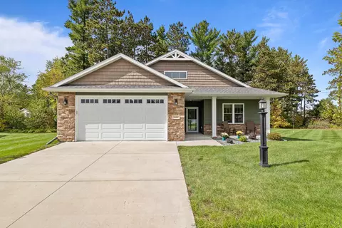 3130 Woodfield Way, Plover, WI 54467