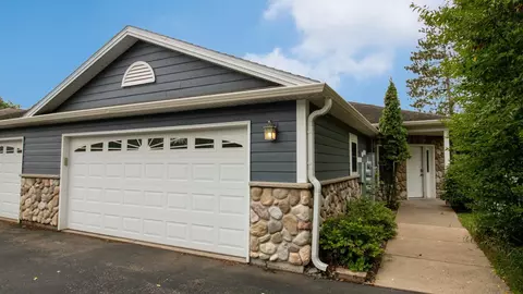 9811 Deer Trail Rd, Tomahawk, WI 54487