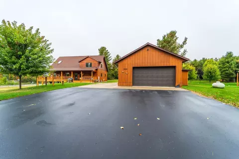 w10604 Sunset Road, Elcho, WI 54428