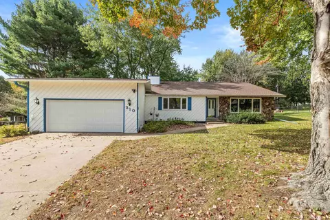 310 Lisbeth Rd, Wausau, WI 54401